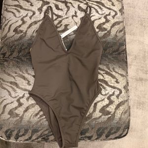 Gooseberry Seaside Resort One Piece Swimsuit Cacao Brown size Med NWT